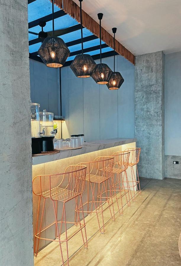 Eolia Sustainable Design Hotel Manta Extérieur photo